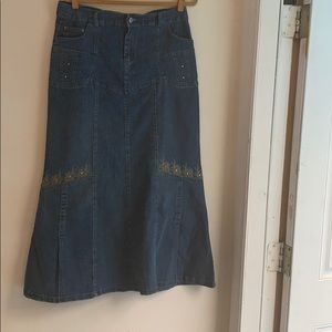 Design jeans skirt
